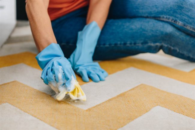 地毯除臭清潔方法